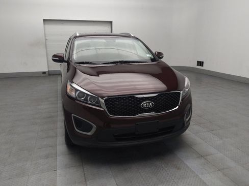 Used 2016 Kia Sorento LX w/ LX Convenience Package image 14