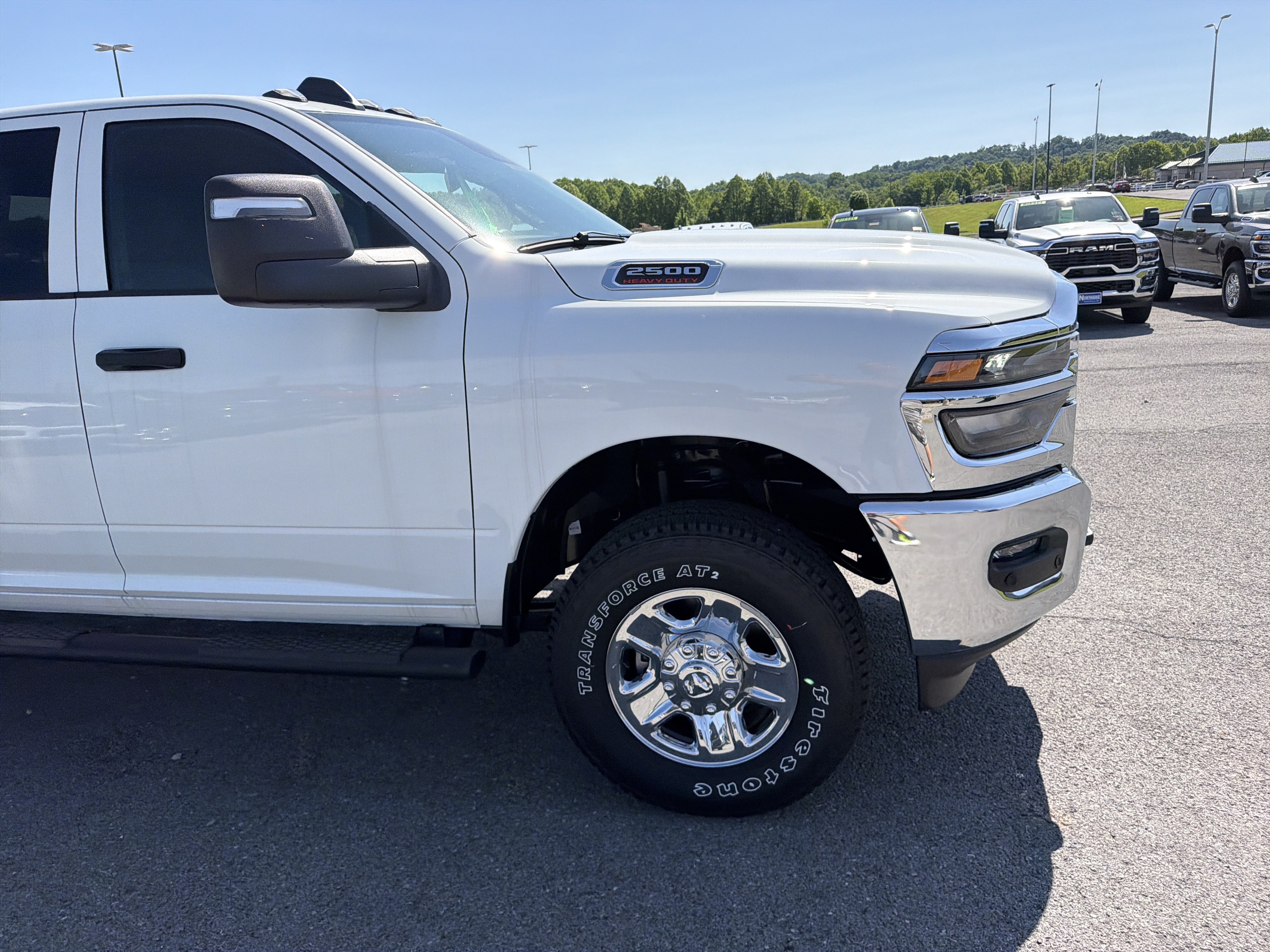 New 2026 RAM 2500 Tradesman AWD/4WD image 4