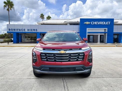 New 2026 Chevrolet Equinox LT image 2