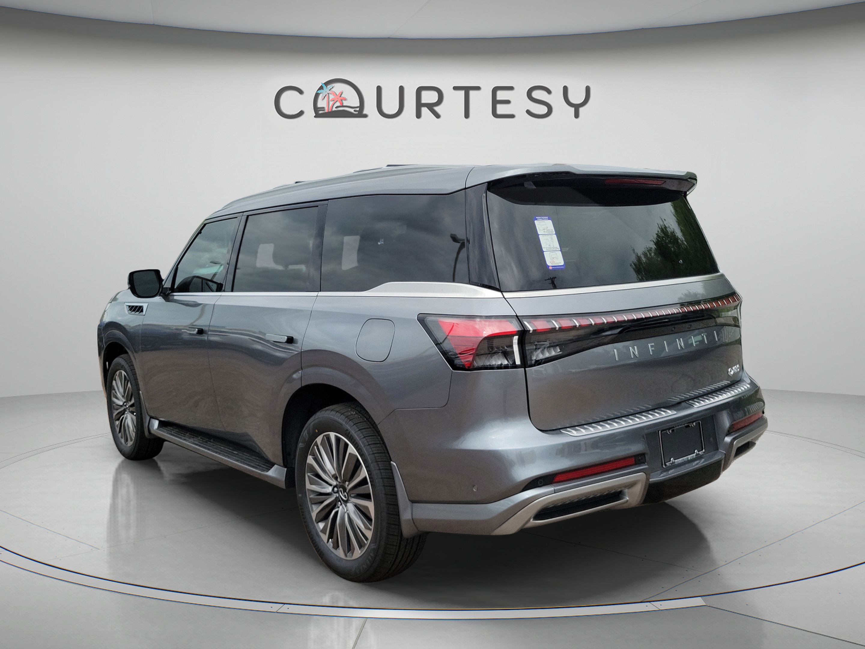 New 2026 INFINITI QX80 Luxe w/ Exterior Package RWD image 2