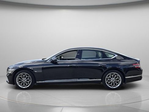 Used 2024 Genesis G80 2.5T w/ Advanced Package AWD/4WD image 3