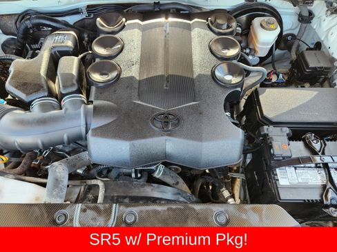 Used 2021 Toyota 4Runner SR5 Premium w/ Moonroof Package RWD image 41