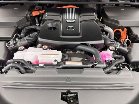 New 2026 Lexus LX 700h F Sport image 25