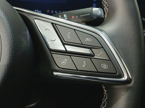 Used 2024 Buick Envision Avenir AWD/4WD image 28