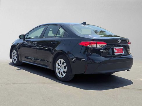 Used 2026 Toyota Corolla LE FWD image 5