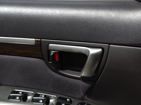 Used 2010 Hyundai Santa Fe SE FWD image 40