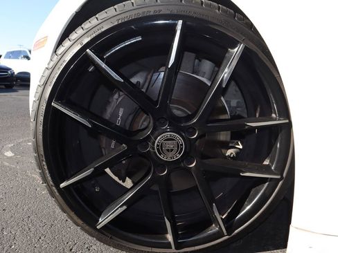 Used 2015 Porsche Panamera image 15