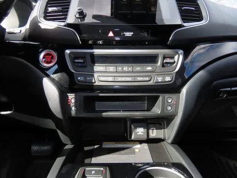 Certified 2021 Honda Passport Elite image 22