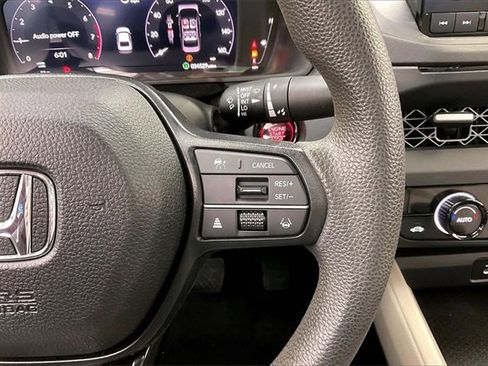 Certified 2023 Honda Accord EX image 24