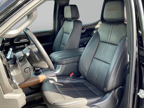 Used 2023 Chevrolet Silverado 1500 High Country w/ High Country Premium Package AWD/4WD image 24