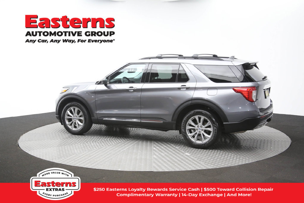 Used 2023 Ford Explorer XLT w/ Equipment Group 202A AWD/4WD image 63