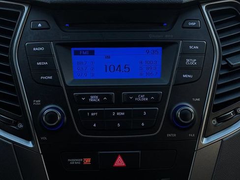 Used 2015 Hyundai Santa Fe Sport FWD image 17