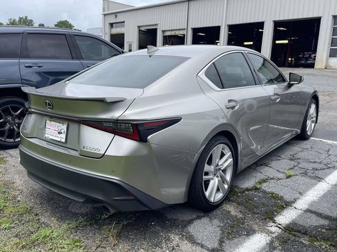 Used 2021 Lexus IS 300 w/ Comfort Package RWD image 4