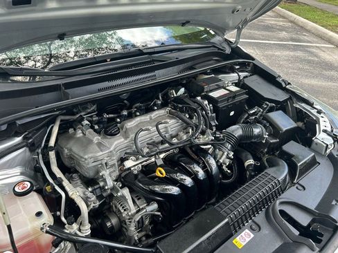 Used 2022 Toyota Corolla LE FWD image 27