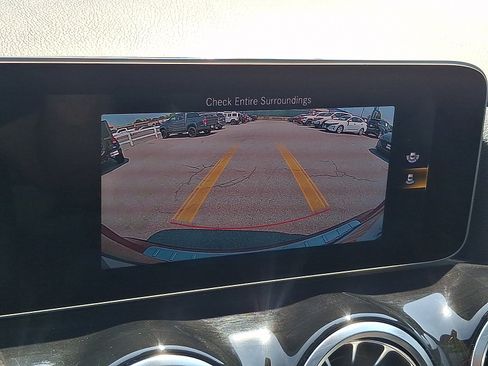 Used 2021 Mercedes-Benz GLA 250 4MATIC image 18