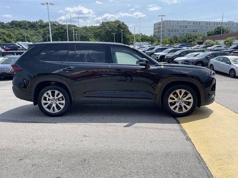 Certified 2025 Toyota Grand Highlander AWD Hybrid image 7