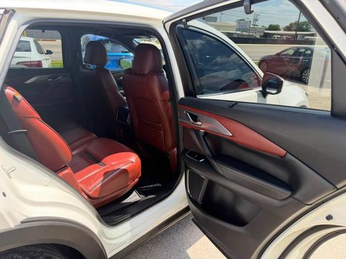 Used 2017 MAZDA CX-9 Signature AWD/4WD image 8
