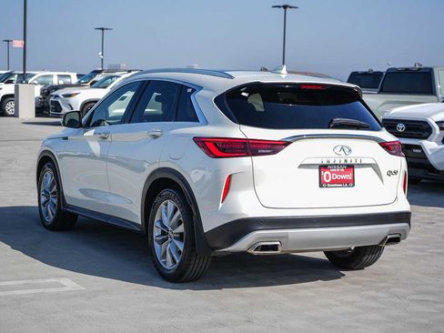 Used 2021 INFINITI QX50 Luxe FWD image 8