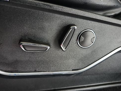 Used 2023 Ford F150 Lariat w/ Equipment Group 502A High AWD/4WD image 16