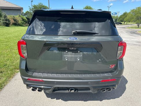 Used 2022 Ford Explorer ST w/ Equipment Group 401A AWD/4WD image 16