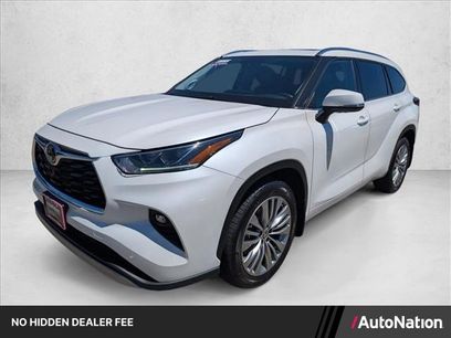 Used 2021 Toyota Highlander Platinum