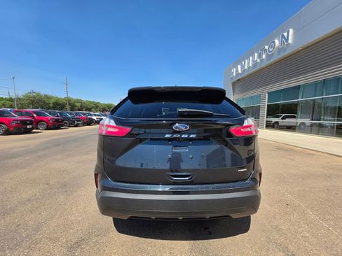 Used 2024 Ford Edge SE AWD/4WD image 3