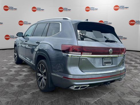 Used 2024 Volkswagen Atlas SEL Premium R-Line AWD/4WD image 6