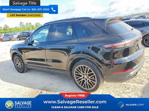 Used 2021 Porsche Cayenne S AWD/4WD image 3