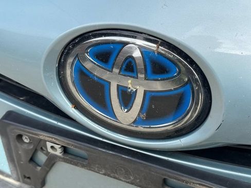 Used 2018 Toyota Prius Two w/ Prius Two Safety Plus Package FWD image 9