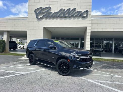Used 2022 Chevrolet Tahoe LS RWD image 1