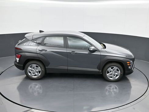 New 2026 Hyundai Kona SE image 16