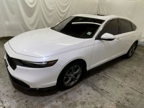 Used 2023 Honda Accord EX-L image 4