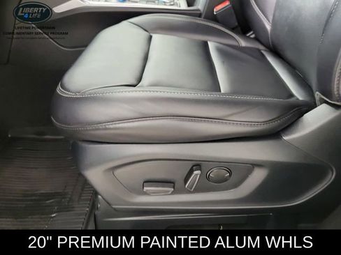 Used 2023 Ford Explorer XLT w/ Equipment Group 202A image 14