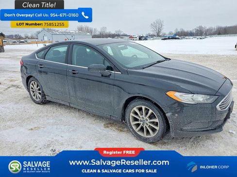 Used 2017 Ford Fusion SE image 5