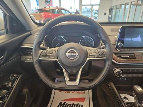 Certified 2023 Nissan Altima 2.5 SV image 18