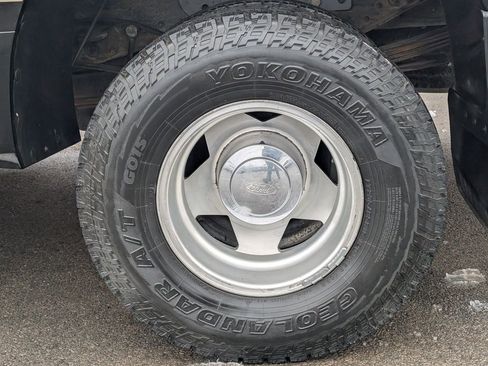 Used 2004 Ford F350 Lariat AWD/4WD image 39