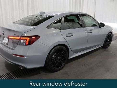 Used 2025 Honda Civic Sport image 3