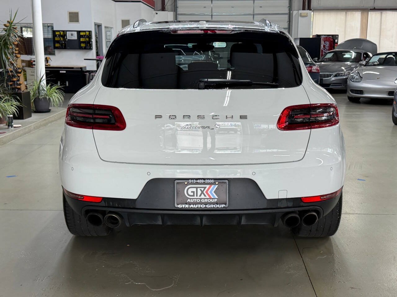 Used 2017 Porsche Macan S AWD/4WD image 3