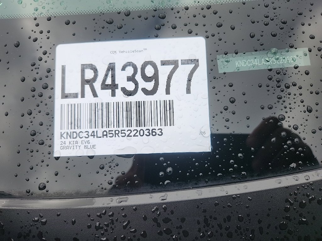 Certified 2024 Kia EV6 Light RWD image 4