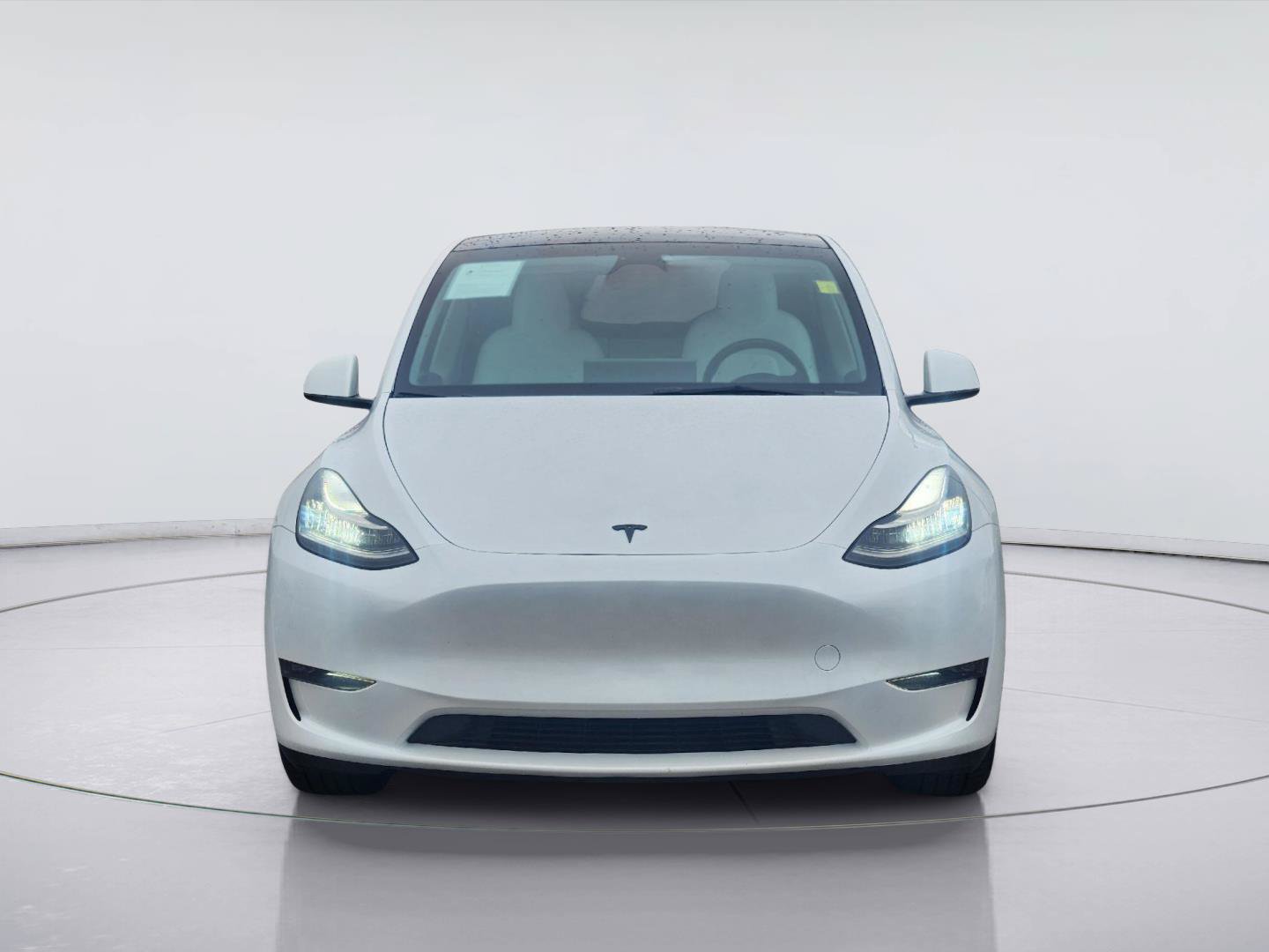 Used 2023 Tesla Model Y Long Range AWD/4WD image 2