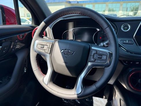Used 2022 Chevrolet Blazer RS w/ Enhanced Convenience Package image 14