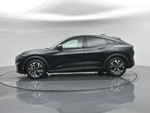 Certified 2025 Ford Mustang Mach-E Select RWD image 27