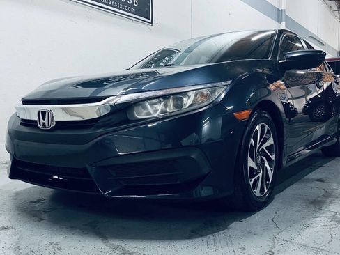 Used 2016 Honda Civic EX image 2