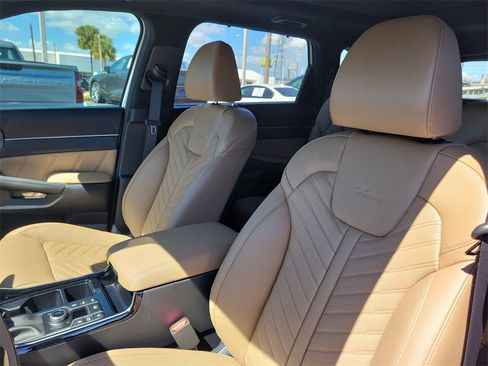 Used 2025 Kia Sorento SX Prestige w/ Olive Brown Leather Package image 23