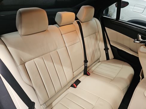 Used 2014 Mercedes-Benz E 350 Sedan image 12
