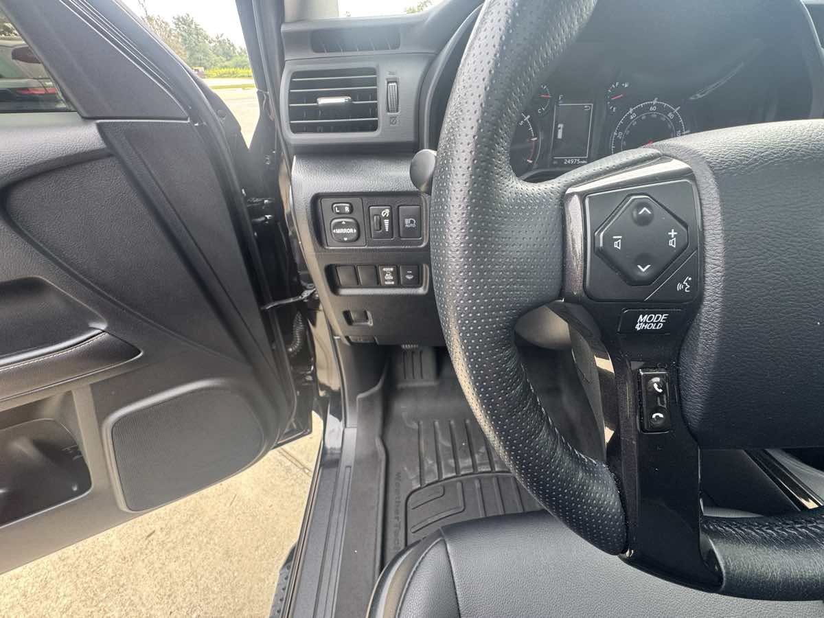 Used 2023 Toyota 4Runner 40th Anniversary SE AWD/4WD image 15