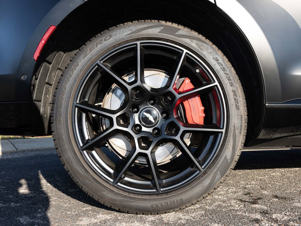 Used 2021 Aston Martin DBX AWD/4WD image 76