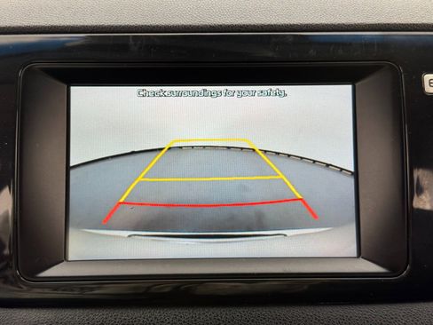 Used 2019 Kia Niro LX image 26