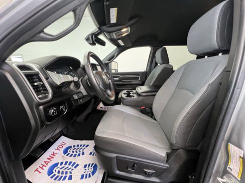 Used 2024 RAM 2500 Big Horn w/ Bed Utility Group image 4