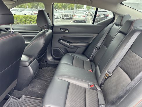 Used 2023 Nissan Altima 2.5 SR FWD image 33